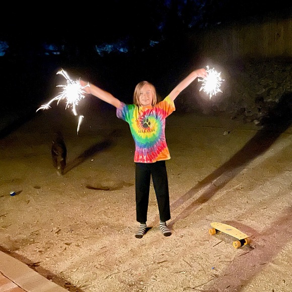 ... - Picture 7 of 12